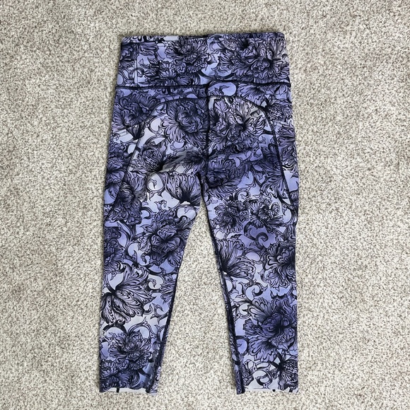 Lululemon Fast & Free Crop II 19” Leggings Blue Hanakotoba Starlight Floral Sz 6 - Picture 11 of 12